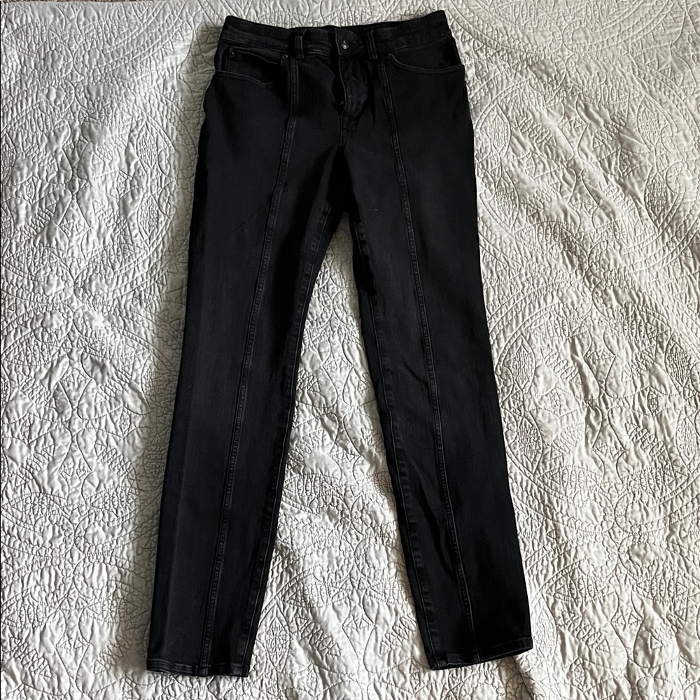 Duluth Trading Co Women's Black Skinny Jeans